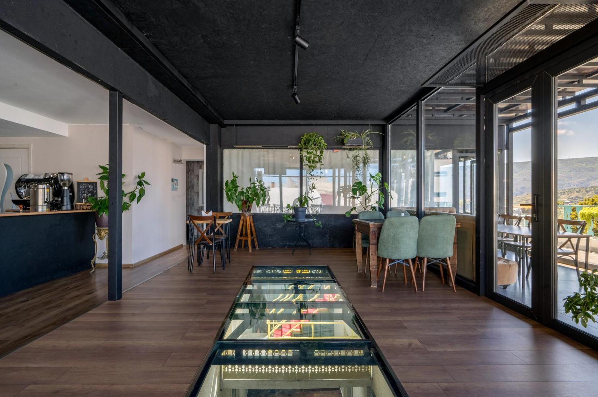 Hotel Tato & Coworking Space Tbilisi Eksteriør billede